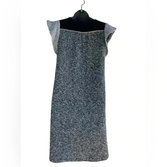 THML Women's black Embroidered Floral Flutter Sleeve
Dress velvet shoulders XS - Picture 3 of 8